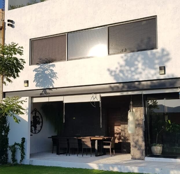 Bonita casa en Cañadas del Lago